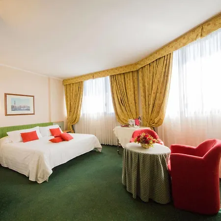 Hotel Rege 4*